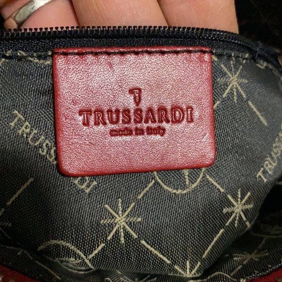 Trussardi purse in GUC red pebbled leather MADE IN ITALY!🇮🇹 #vintage - Picture 3 of 13